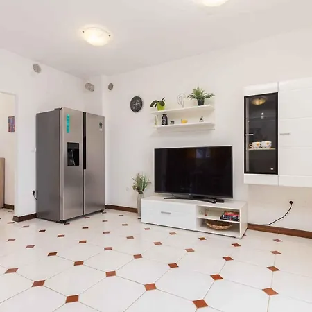 In - Istrien 44234 Apartamento
