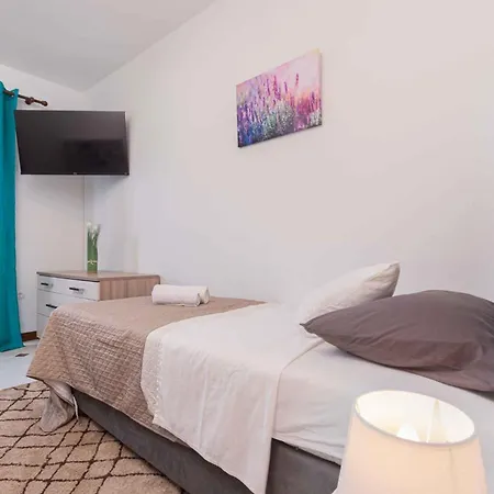 Apartamento In - Istrien 44234 Poreč
